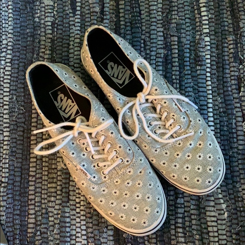 Grey Daisy Print Vans